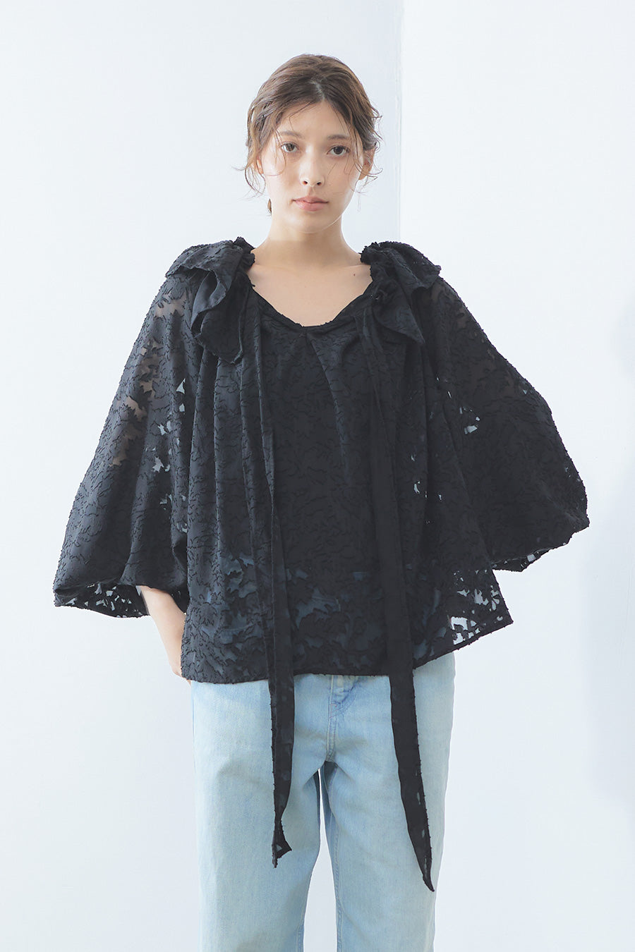 Sheer jacquard blouse / Black