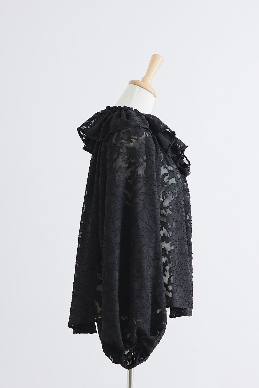 Sheer jacquard blouse / Black