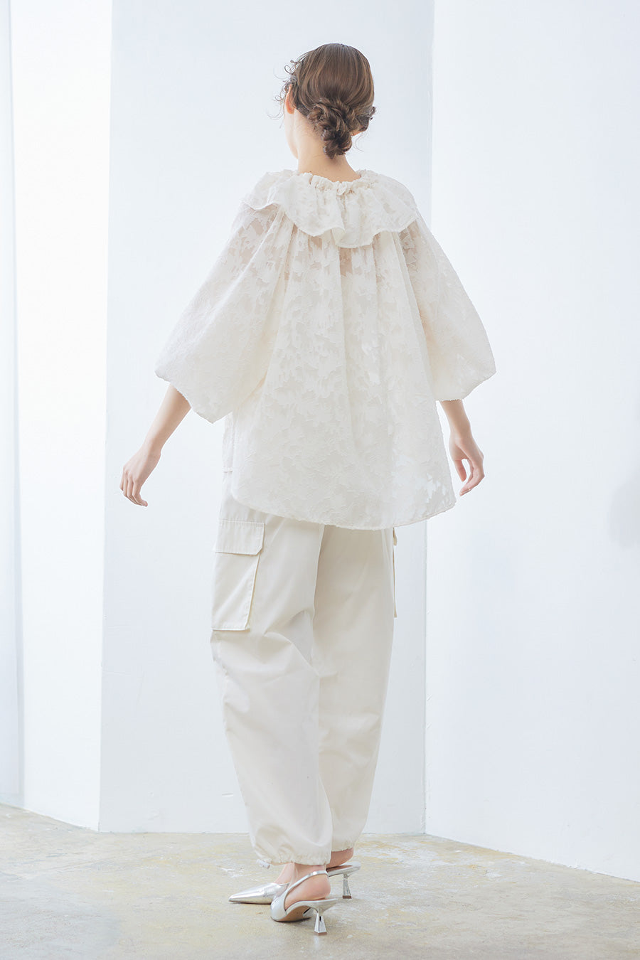 Sheer jacquard blouse / Off white