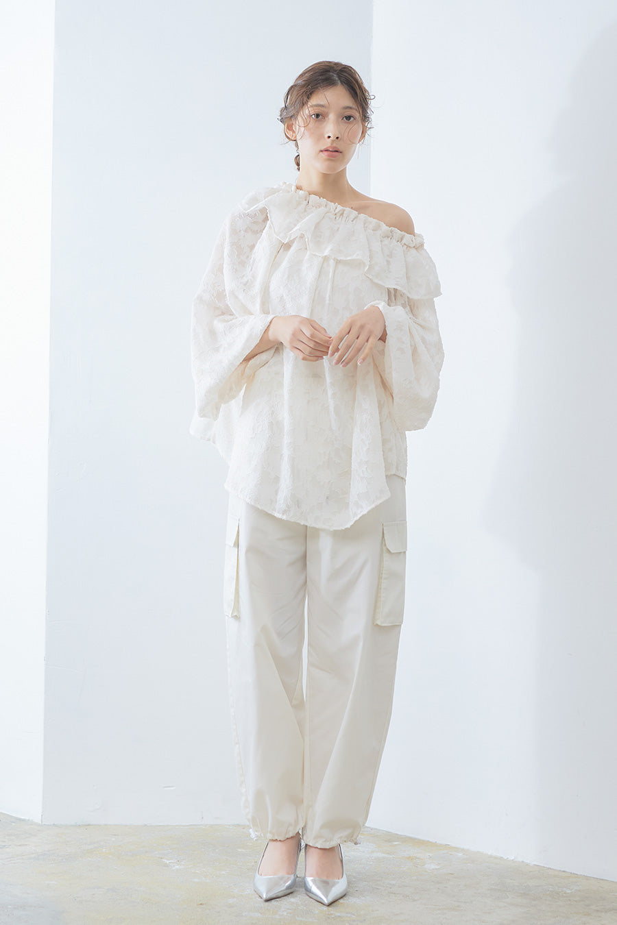 Sheer jacquard blouse / Off white