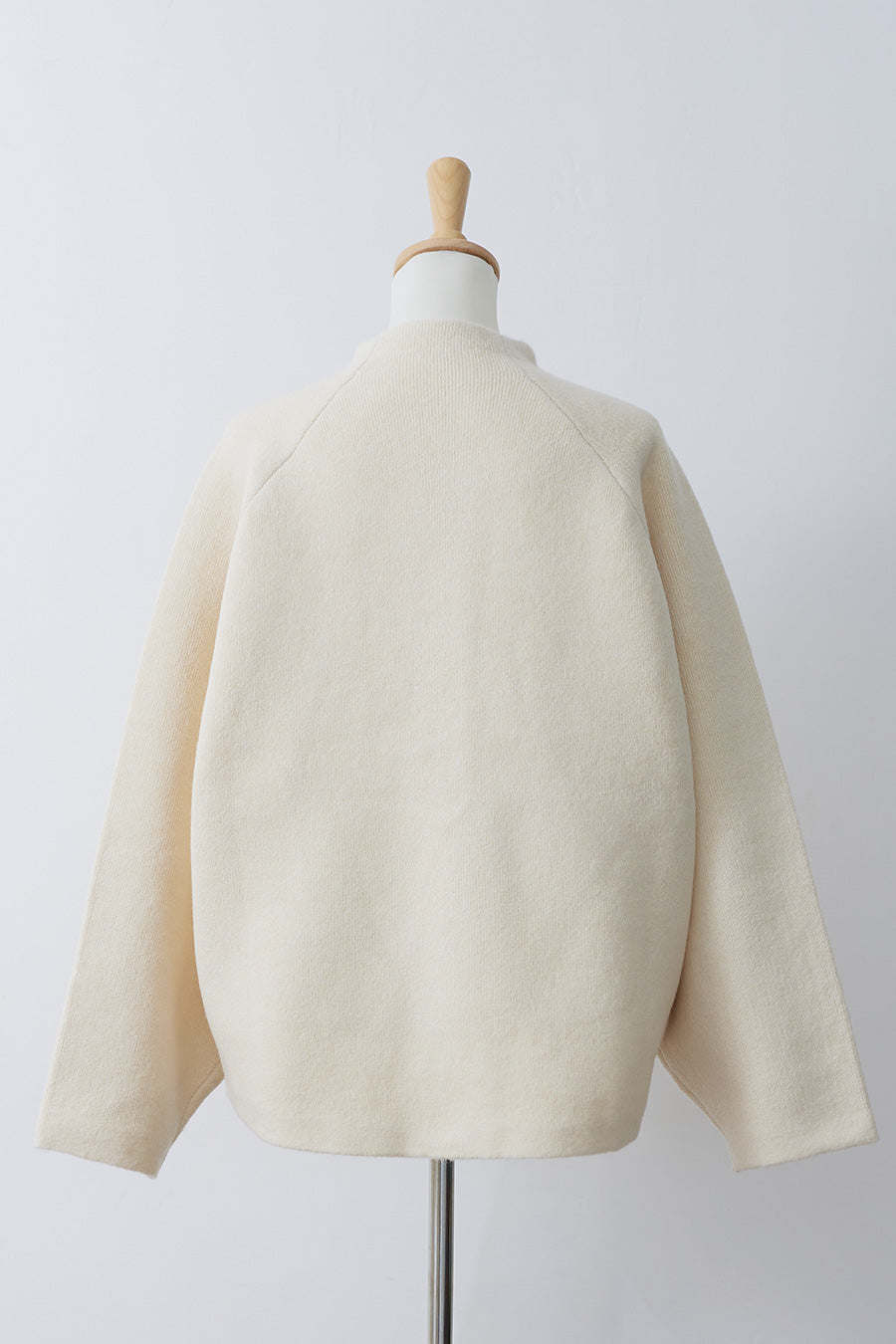 Soft touch basic cardigan / White