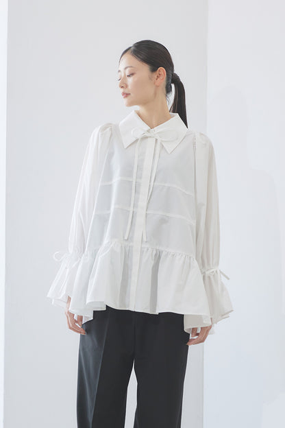 Tiered ribbon blouse / White