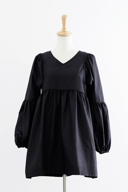 Marshmallow tunic blouse / black