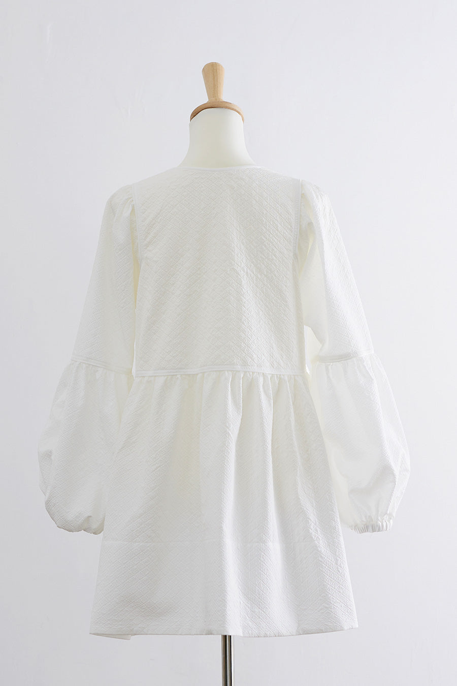 Marshmallow tunic blouse / white