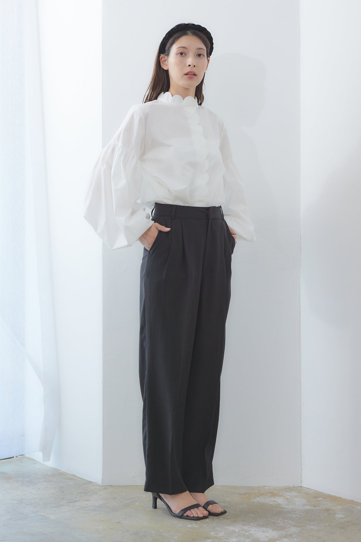 【VERY STOREコラボ】 Smooth wide pants
