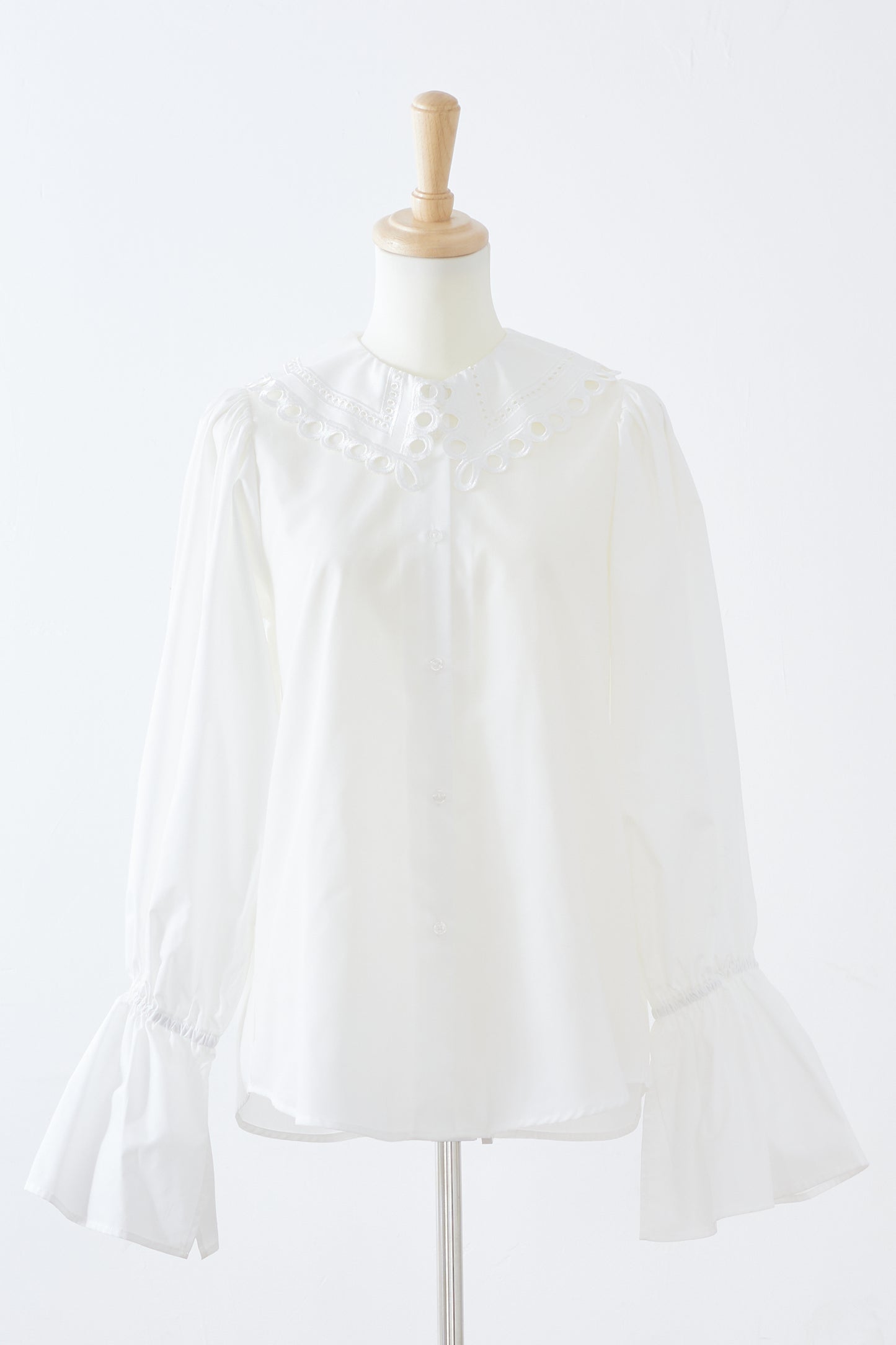 【VERY STOREコラボ】Suzuran collar blouse