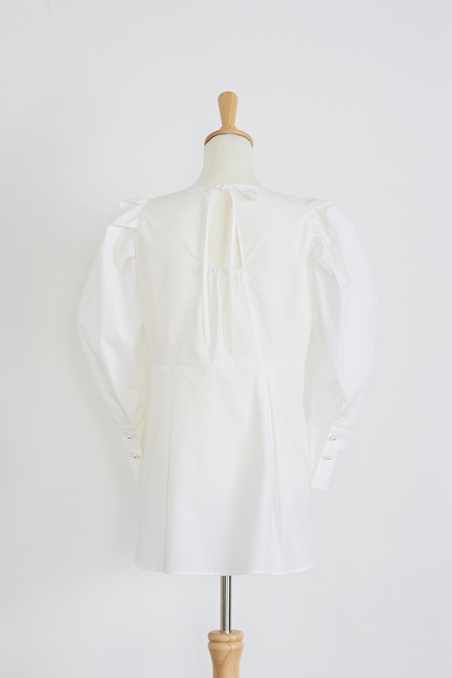 Shoulder blouse /Off white