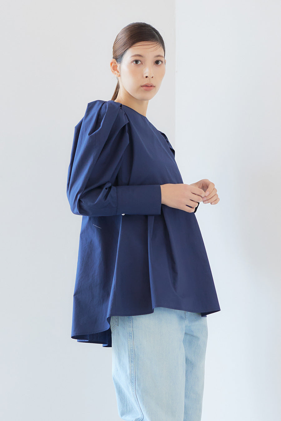 Shoulder blouse /Navy