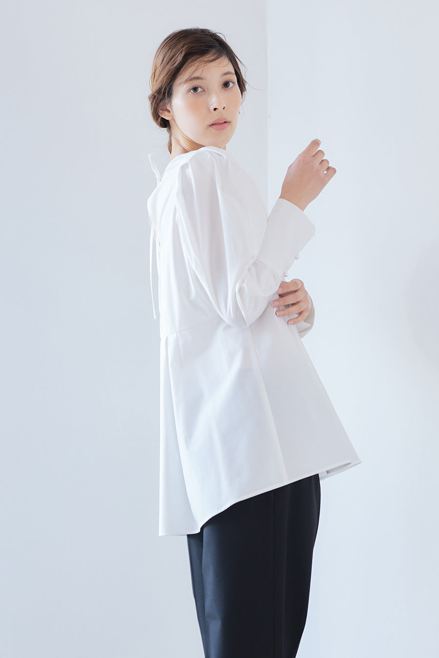 Shoulder blouse /Off white